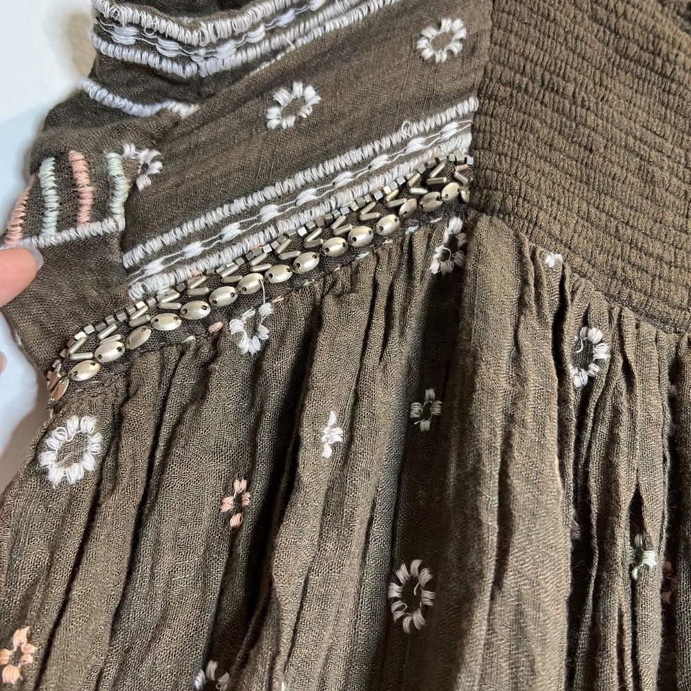 ✨HP✨ NWTS FP GENESIS EMBELLISHED TOP (L) - Picture 10 of 13